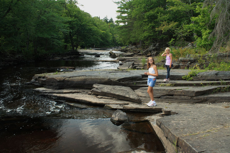 4-sturgeon-river-above-falls