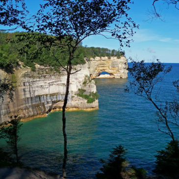 Hiking the Chapel Loop – Pictured Rocks National Lakeshore